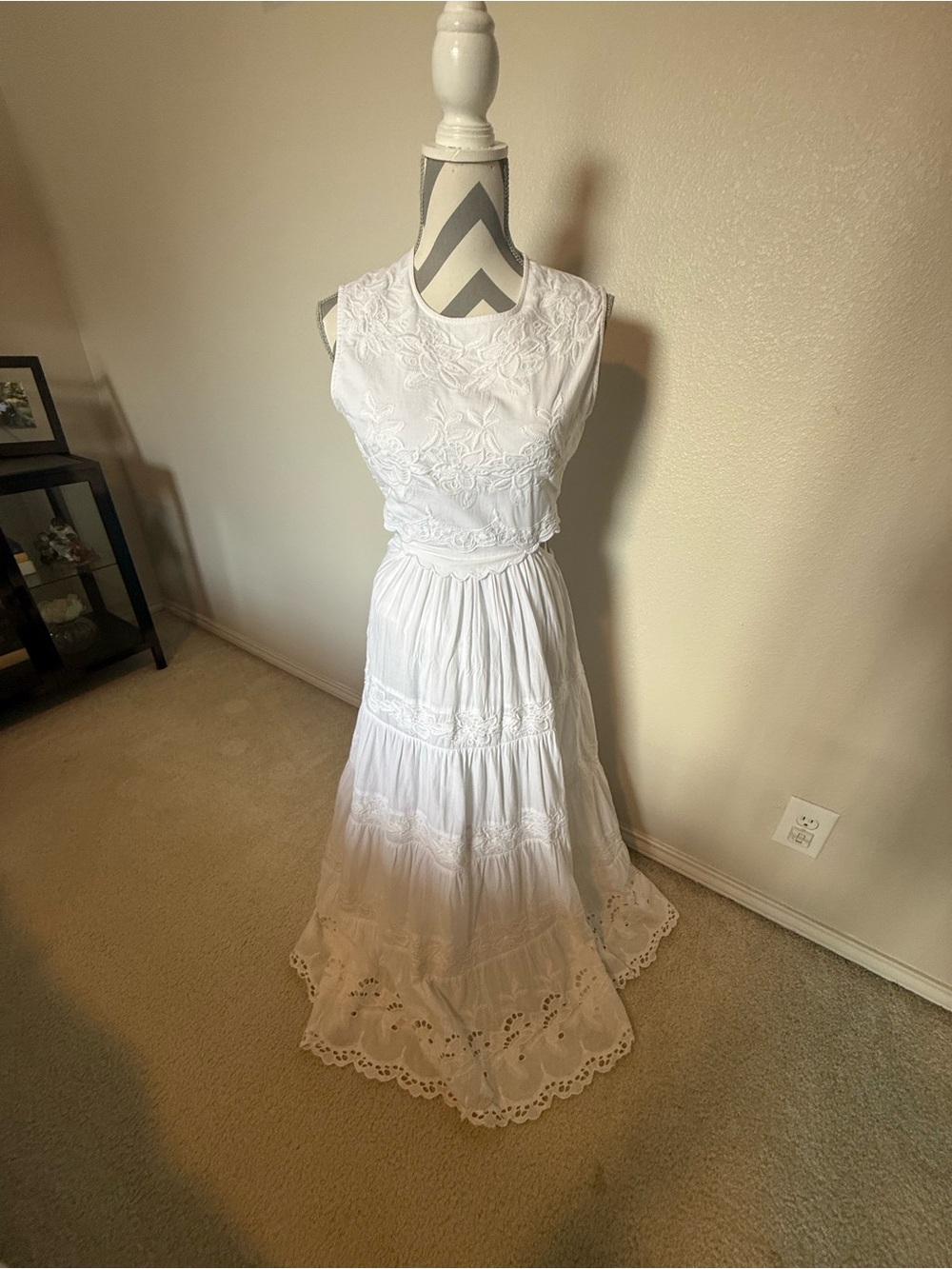 Bardot White Cut out Sleeveless Embroidered Maxi Dress